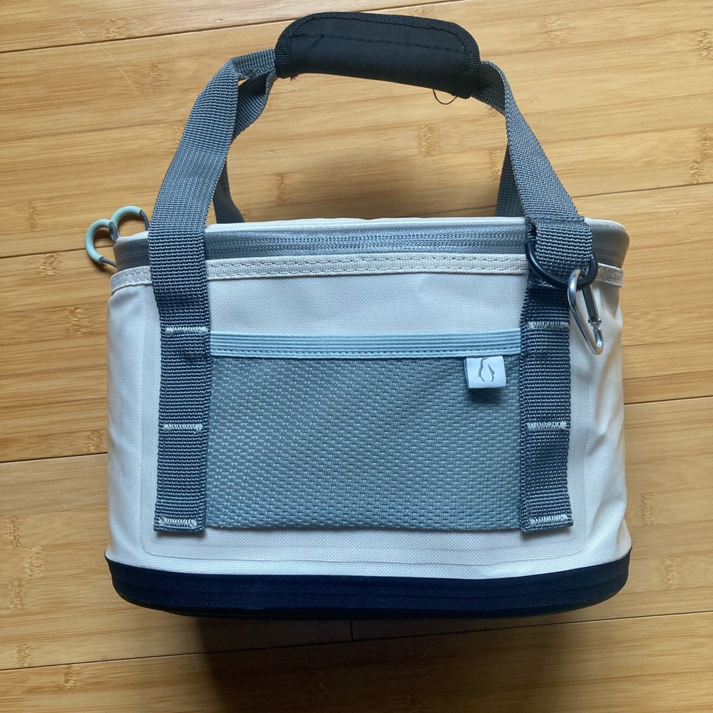 Insulated lunch bag
